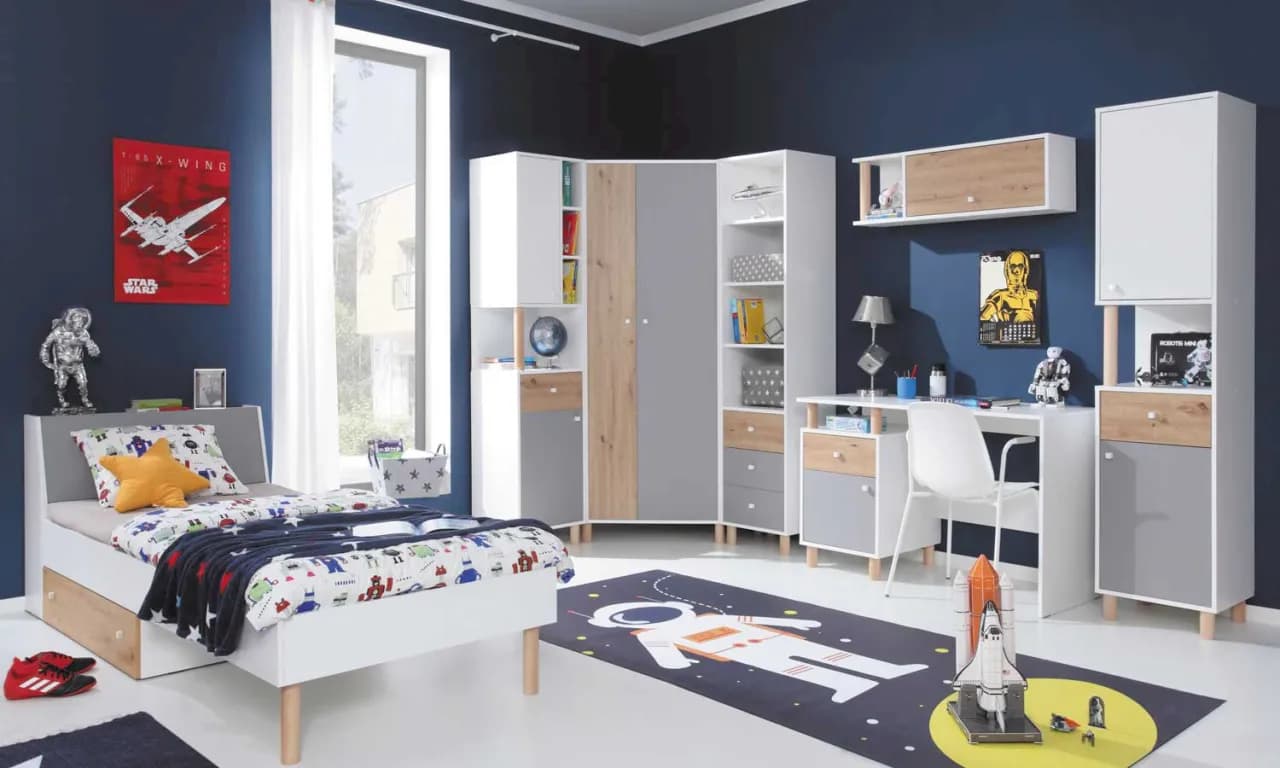 Jak ustawić meble w małym pokoju młodzieżowym, aby zyskać przestrzeń